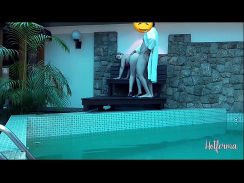 ❤️ Boss invita a cameriera à a piscina, ma ùn pudia resiste à un caldu ❤️ Porno à noi % co.porngipfy.ru% ❌️